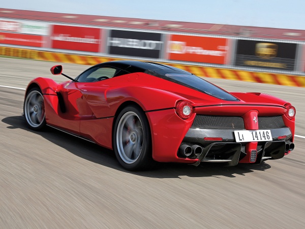 Ferrari LaFerrari фото