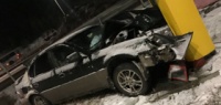 22-летний водитель погиб, протаранив стелу в Нижегородском регионе