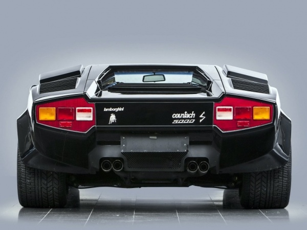 Lamborghini Countach фото